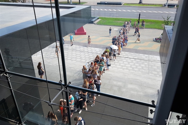 � ������ ����� ������� � 6 ���� ������ � ������� �� ���������� �������