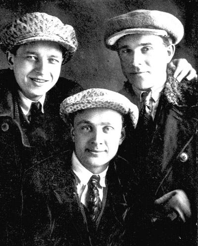 ����� ����� (�����), ������ ������ (� ������) ������������ 29-30 ����������� 1937-��. ̳���� ͳ������ ��� ���� ���⸢ �� ��������� �������, � 1944-� ���� �� ������. ����: � ������ ������� ��������.